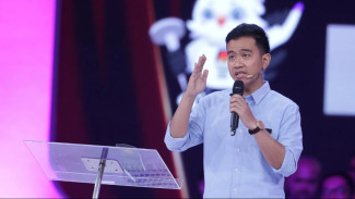 Gibran Rakabuming Raka Tampil Memukau di Debat Cawapres, Raih Pujian dari Publik