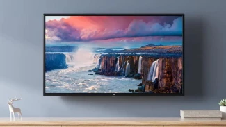 Memilih Smart TV 32 Inch: Coocaa 32S7G vs Xiaomi Mi TV 4 - Adu Fitur dan Harga