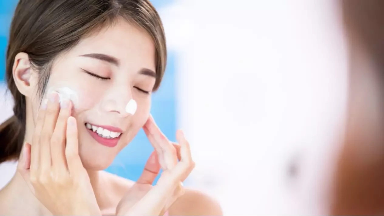 5 Skincare Aman untuk Ibu Hamil dengan Kulit Berjerawat dan Sensitif